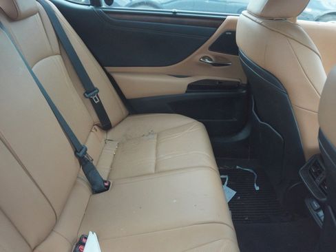 Used 2024 Lexus ES 350 Ultra Luxury FWD image 11