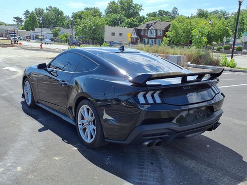 Used 2024 Ford Mustang GT Premium RWD image 26