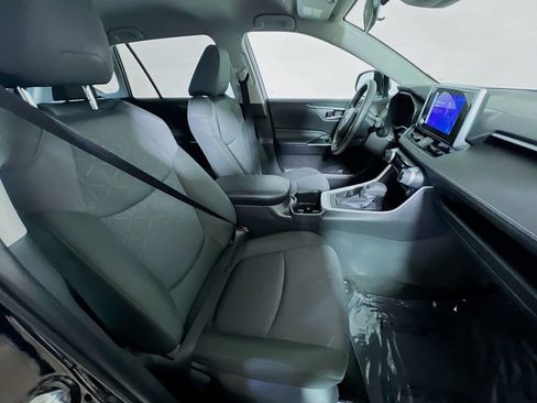 Certified 2025 Toyota RAV4 XLE AWD/4WD image 25
