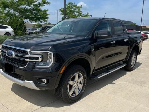Used 2024 Ford Ranger XLT w/ FX4 Off-Road Package AWD/4WD image 2