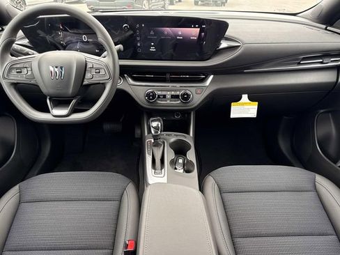 New 2026 Buick Envista Preferred image 18