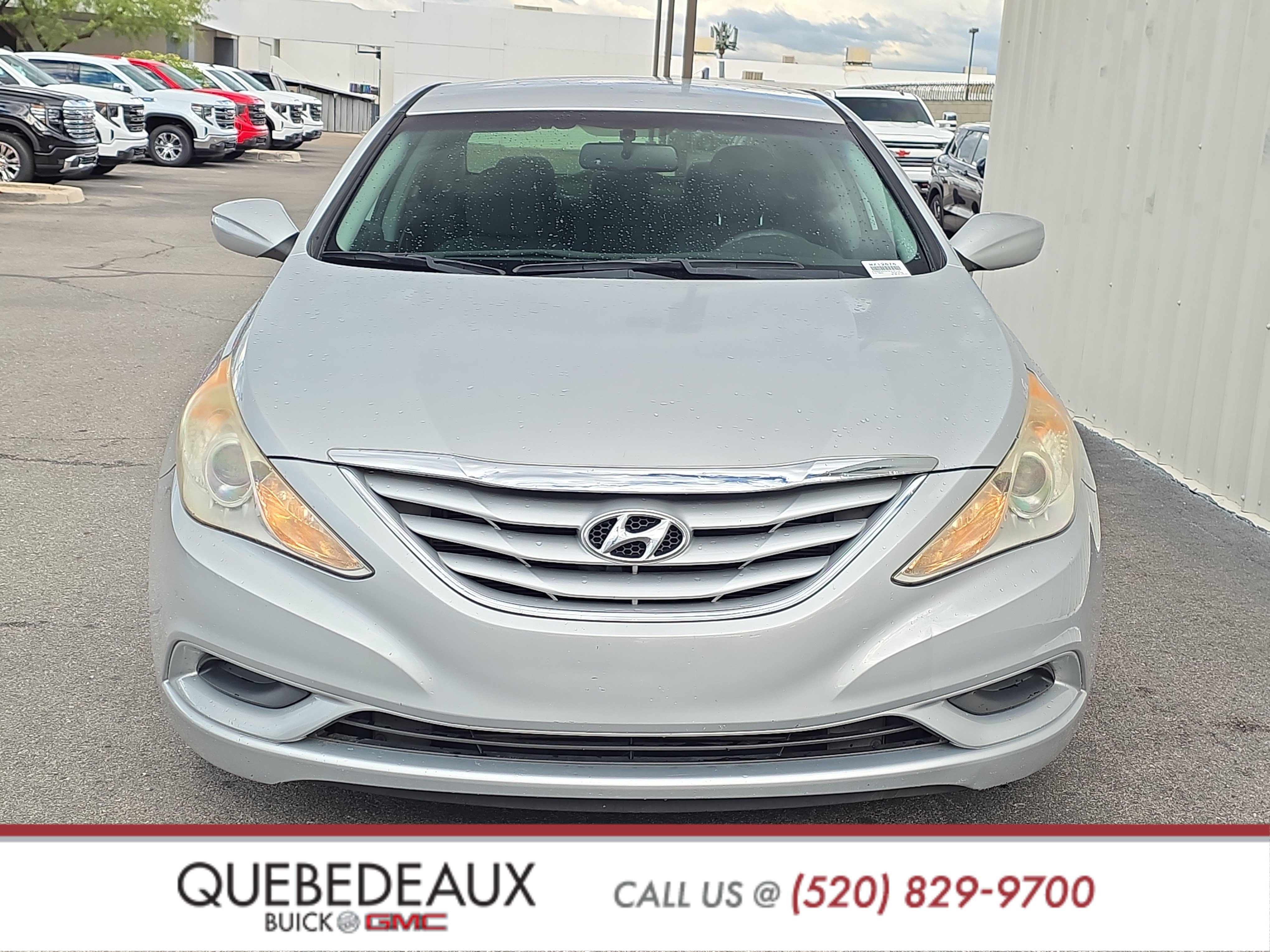 Used 2012 Hyundai Sonata GLS FWD image 2