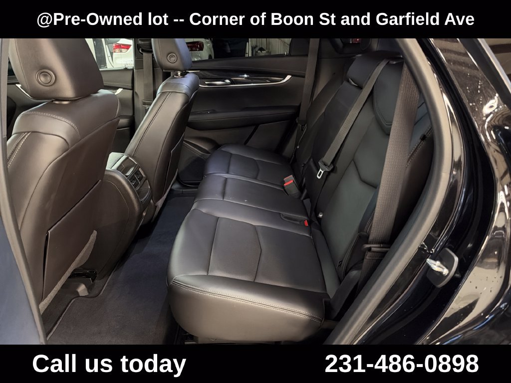 Used 2022 Cadillac XT5 Premium Luxury AWD/4WD image 27
