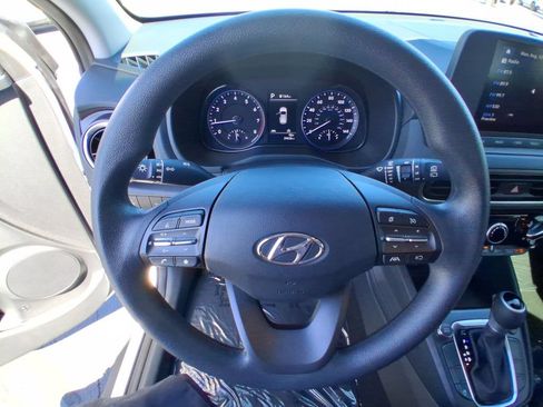 Used 2023 Hyundai Kona SEL AWD/4WD image 15