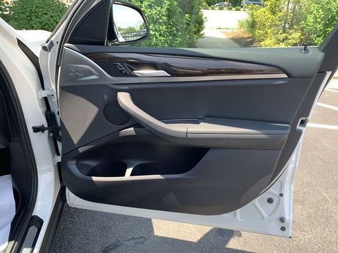 Used 2019 BMW X3 xDrive30i w/ Driving Assistance Package AWD/4WD image 13