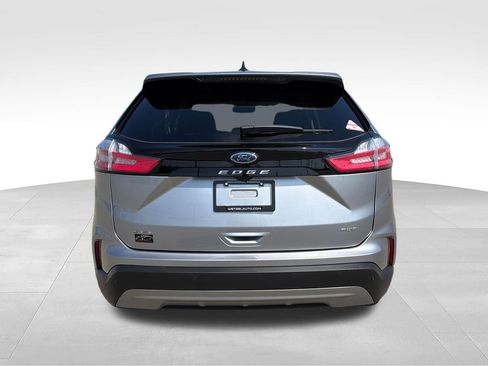 Used 2024 Ford Edge SEL AWD/4WD image 8