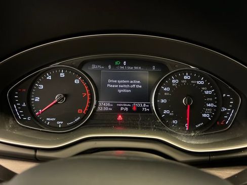 Used 2023 Audi Q5 2.0T Premium w/ Convenience Package AWD/4WD image 23
