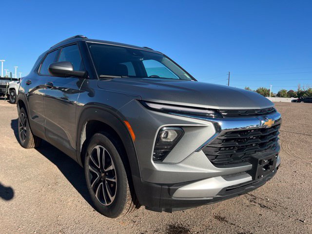 Used 2026 Chevrolet TrailBlazer LT w/ Convenience Package AWD/4WD image 7