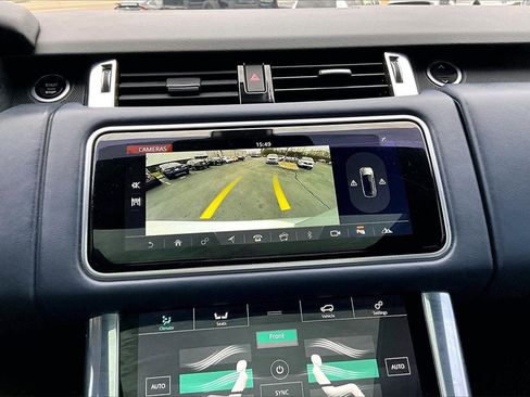 Used 2020 Land Rover Range Rover Sport HST image 21