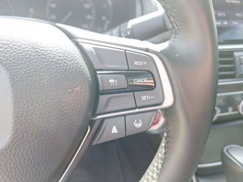 Used 2022 Honda Accord EX-L image 19