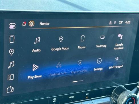 Used 2023 Chevrolet Colorado LT image 14