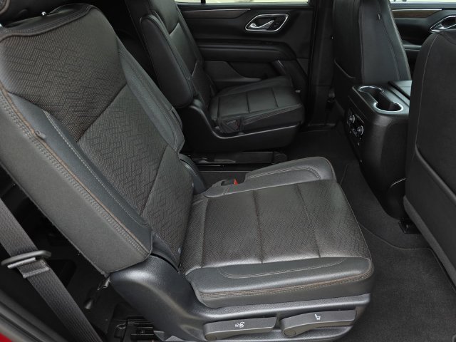 Used 2023 Chevrolet Tahoe High Country AWD/4WD image 31