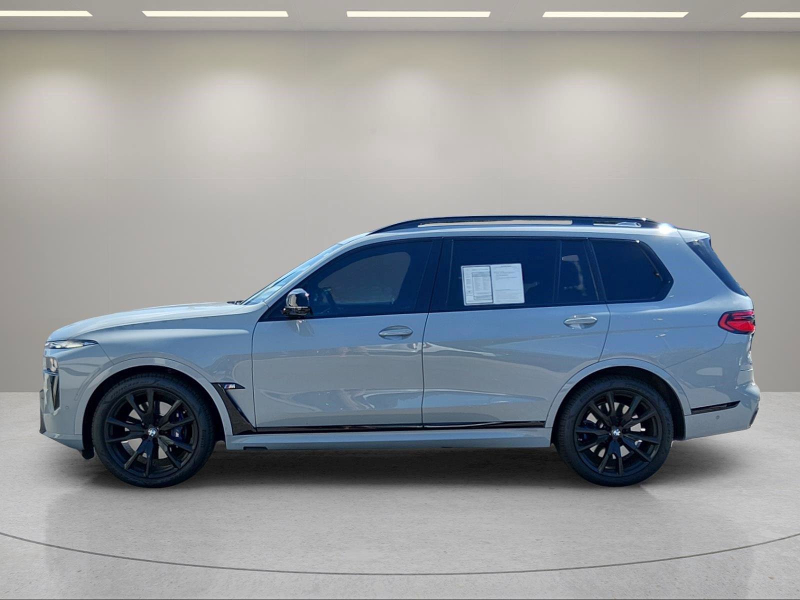 Used 2024 BMW X7 M60i w/ Executive Package AWD/4WD image 2