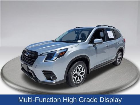 Certified 2022 Subaru Forester Premium AWD/4WD image 21