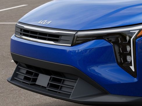 New 2026 Kia K4 FWD image 12