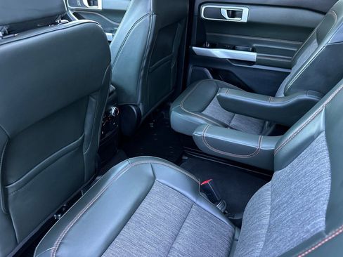 Used 2022 Ford Explorer Timberline image 14
