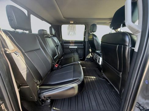 Used 2019 Ford F150 Lariat w/ Equipment Group 502A Luxury AWD/4WD image 19