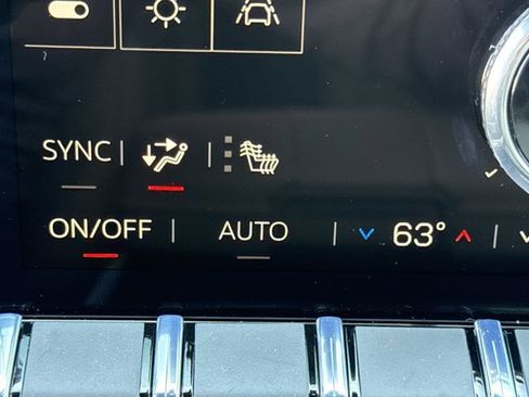 New 2026 GMC Acadia Elevation image 20