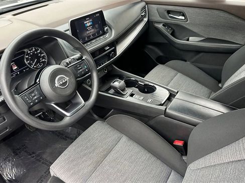 Used 2023 Nissan Rogue SV image 10