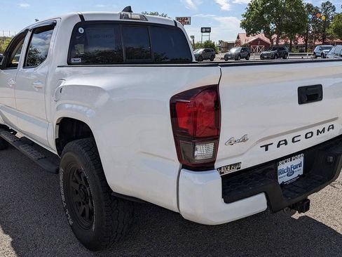 Used 2023 Toyota Tacoma SR AWD/4WD image 4