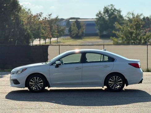 Used 2019 Subaru Legacy 2.5i Premium AWD/4WD image 8