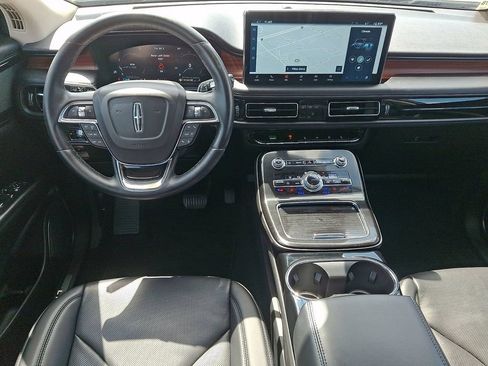 Certified 2023 Lincoln Nautilus Reserve AWD/4WD image 11