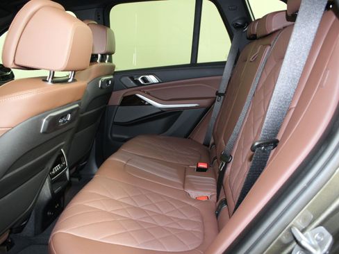 New 2026 BMW X5 xDrive40i w/ M Sport Package image 23