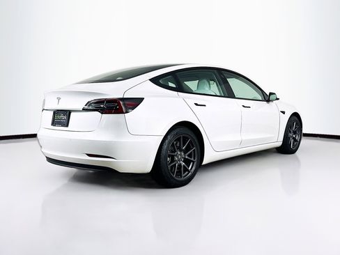 Used 2022 Tesla Model 3 RWD image 9
