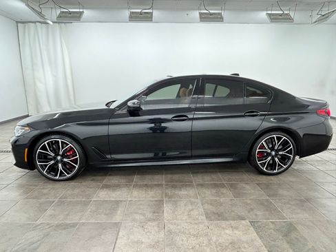 Used 2023 BMW 540i xDrive w/ M Sport Package image 2