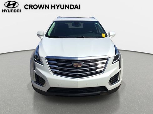 Used 2019 Cadillac XT5 Premium Luxury AWD/4WD image 2