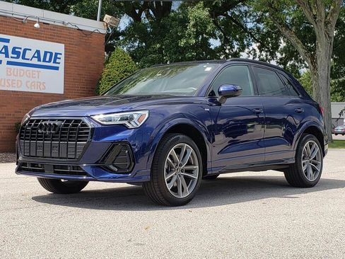 Used 2023 Audi Q3 2.0T Premium Plus w/ Premium Plus Package AWD/4WD image 1
