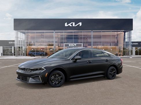 New 2026 Kia K5 LXS image 22