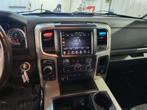 Used 2015 RAM 1500 Big Horn image 13