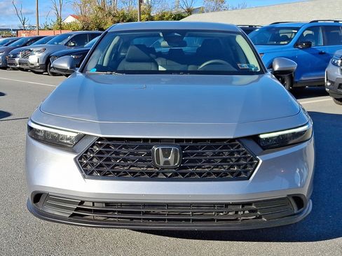 Certified 2025 Honda Accord LX image 2