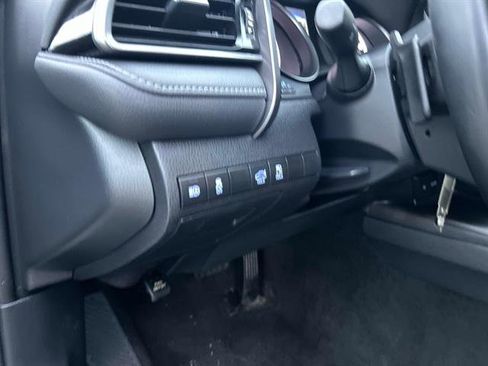 Used 2023 Toyota Camry SE image 20