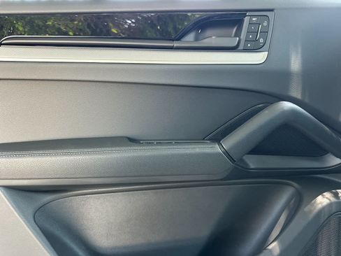 New 2026 Porsche Cayenne S AWD/4WD image 12