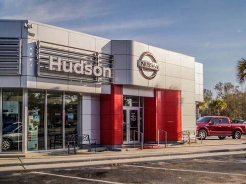 Used 2025 Nissan Pathfinder Rock Creek image 2