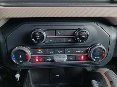 Used 2022 Ford Bronco Big Bend image 36