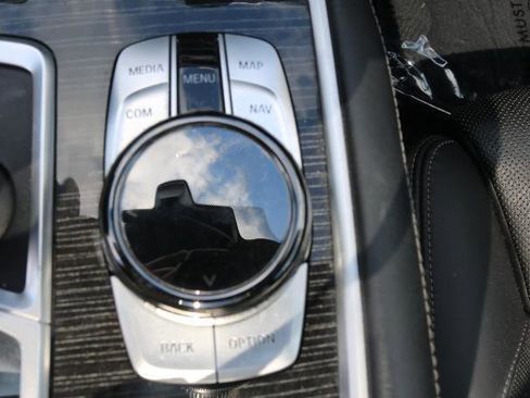Used 2019 BMW 750i xDrive AWD/4WD image 14