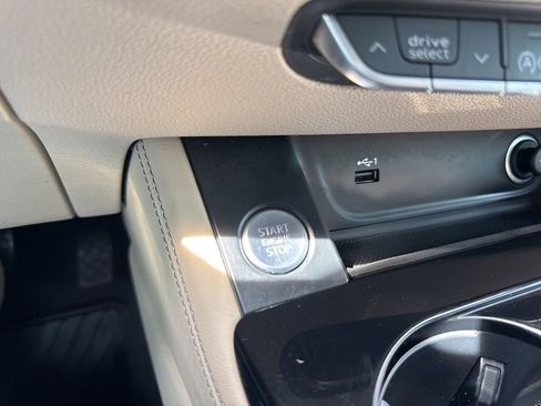 Used 2023 Audi A4 2.0T Premium Plus image 25