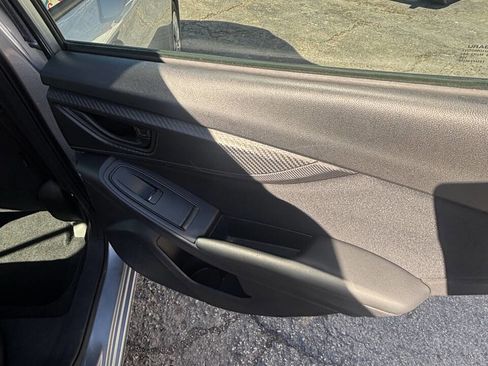 Used 2017 Subaru Impreza 2.0i image 16