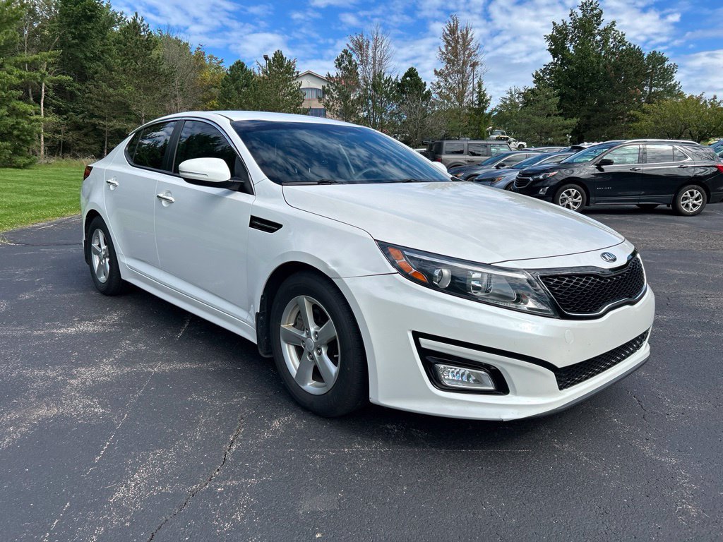 Used 2015 Kia Optima LX FWD image 1
