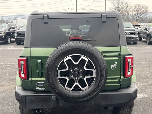 Used 2023 Ford Bronco Outer Banks image 4