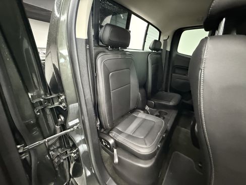 Used 2017 Chevrolet Colorado ZR2 image 25