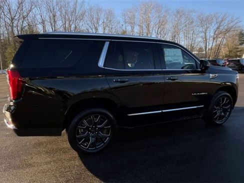 New 2026 GMC Yukon Elevation image 9