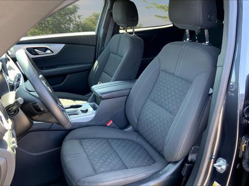 Used 2021 Chevrolet Blazer LT FWD image 21