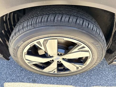 Used 2019 Subaru Forester Touring image 12