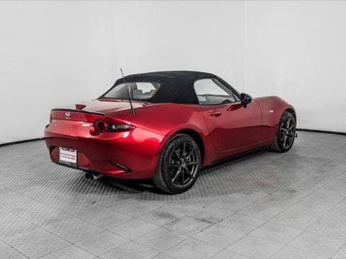 Used 2016 MAZDA MX-5 Miata Club image 35