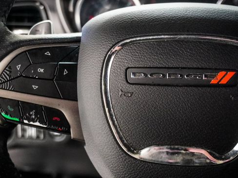 Used 2019 Dodge Challenger GT w/ Plus Package RWD image 11