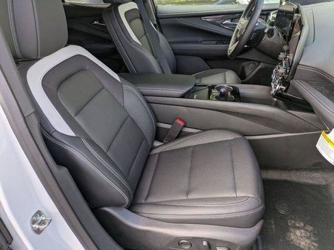 New 2026 Chevrolet Blazer EV LT AWD/4WD image 33